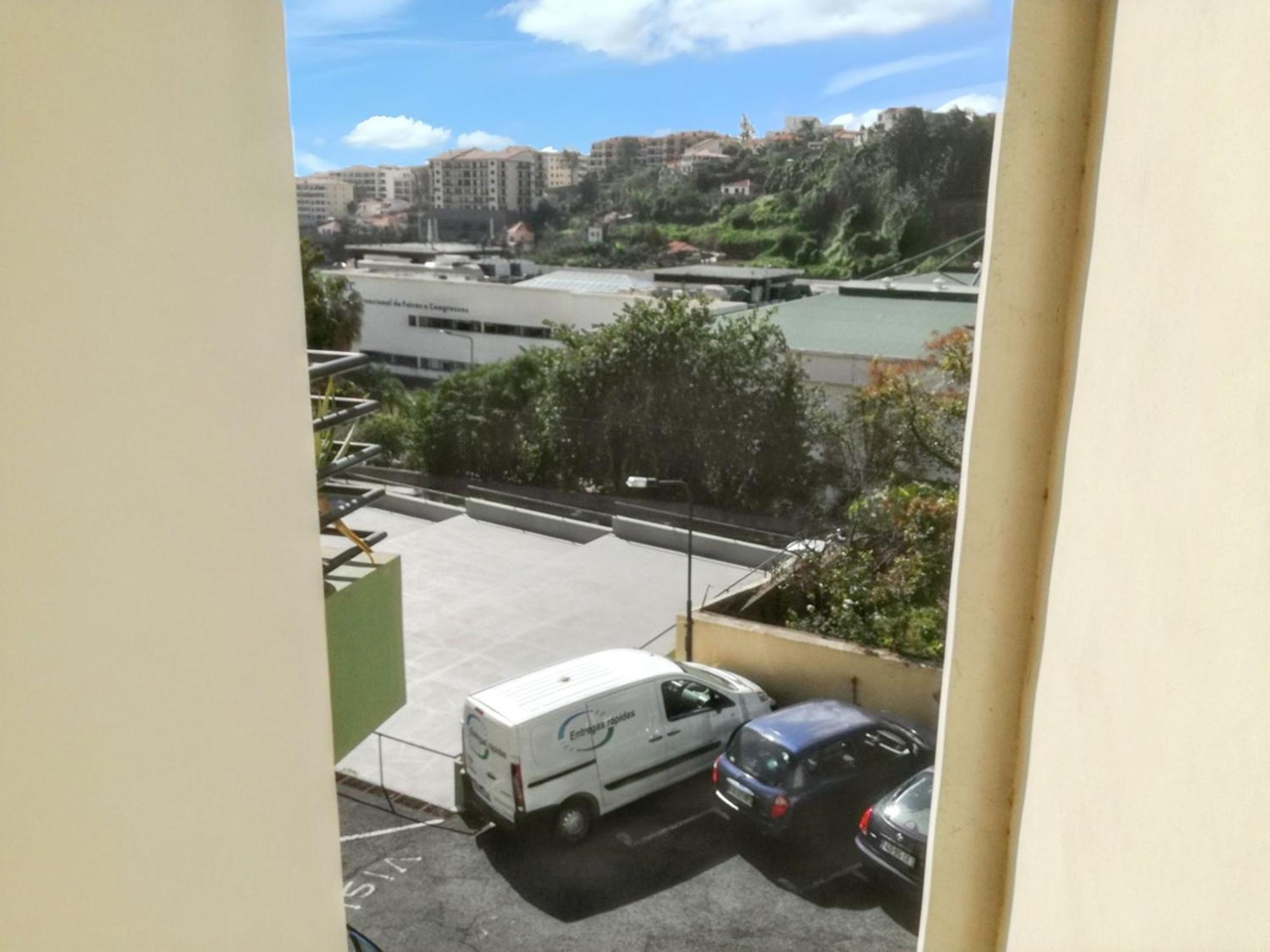 Charming Apartment In Funchal With Balcony And View Exterior photo